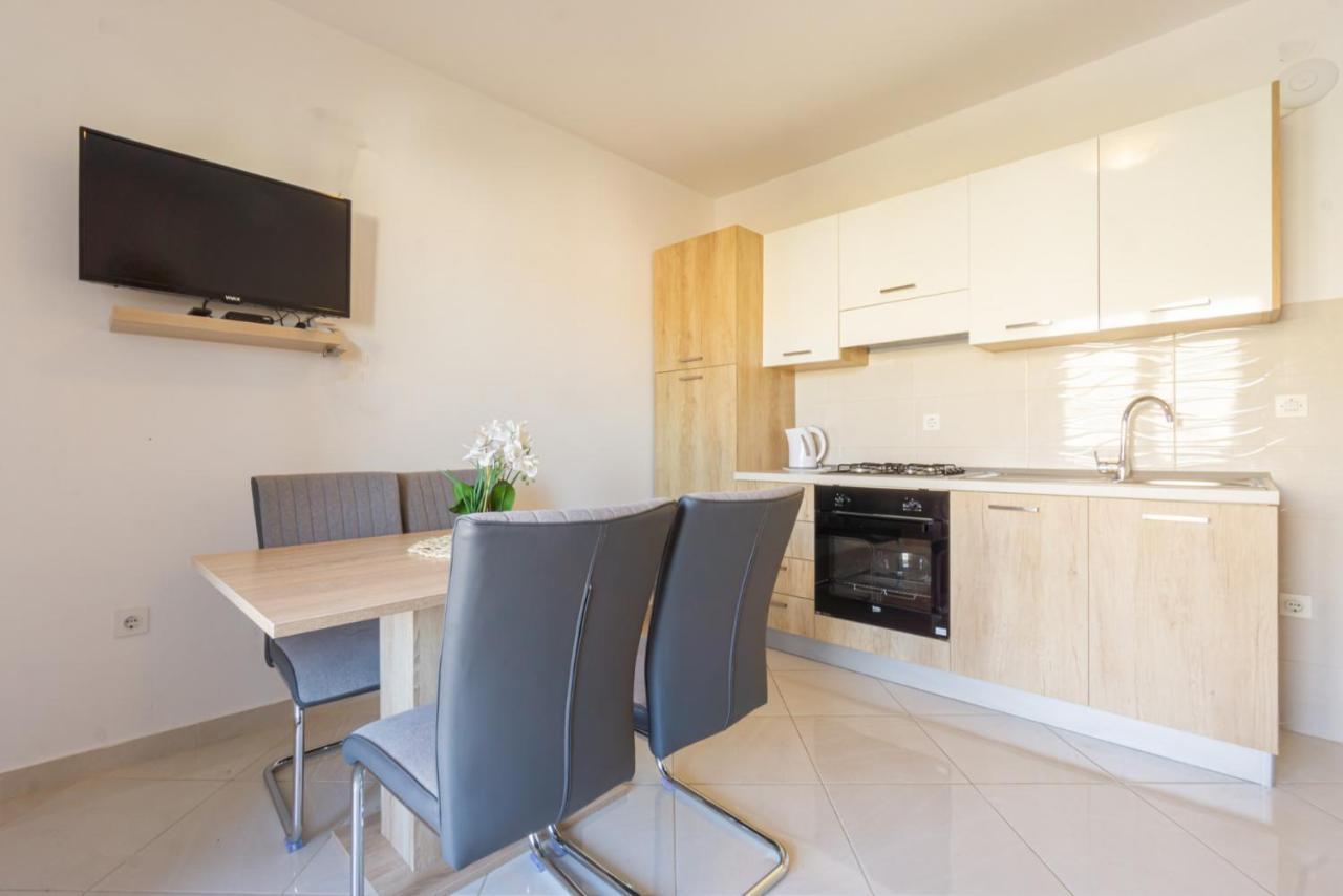Apartment And Room Bacic Metajna Dış mekan fotoğraf