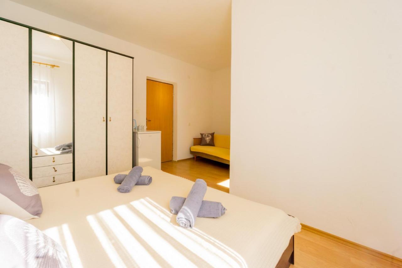 Apartment And Room Bacic Metajna Dış mekan fotoğraf